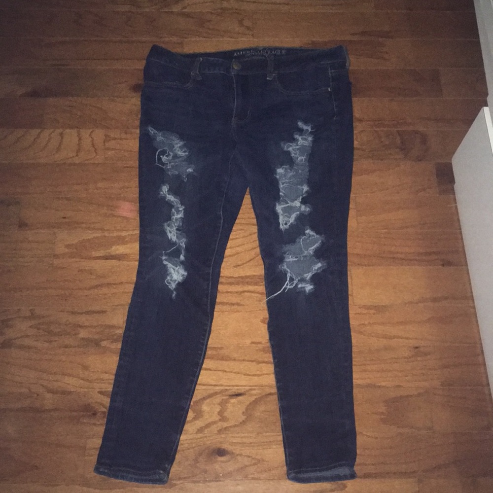 Ripped skinny jeans